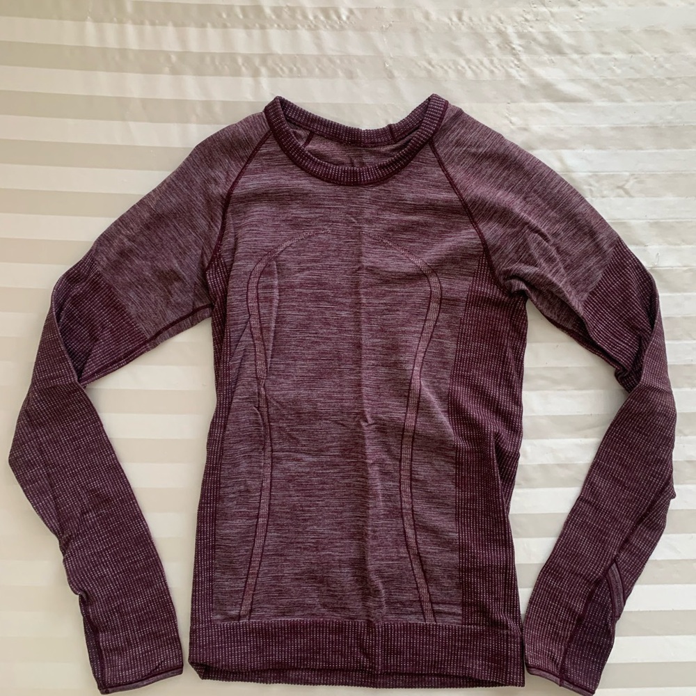 Lululemon Long- Sleeve (Size 4)